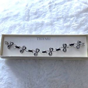NWOT Trifari silver & black bracelet
